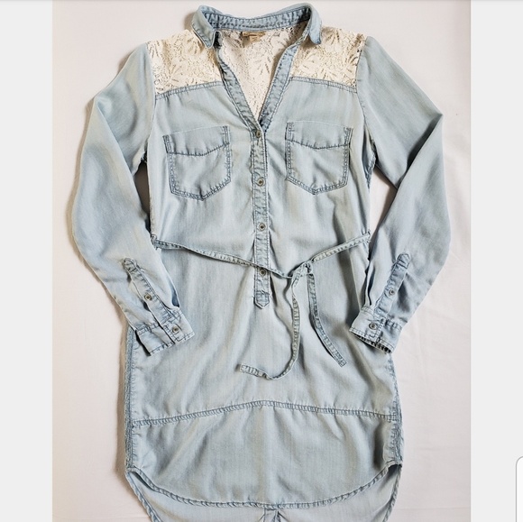 Anthro Holding Horses Novela Chambray Shirtdress - Picture 2 of 4